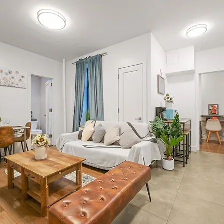 Bohemian Chinatown 3 Bedrooms